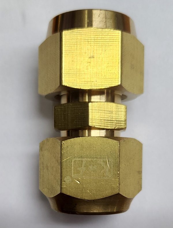 黃銅 5/8"F x 5/8"F Flare Union With Nut( 3Set/pack)